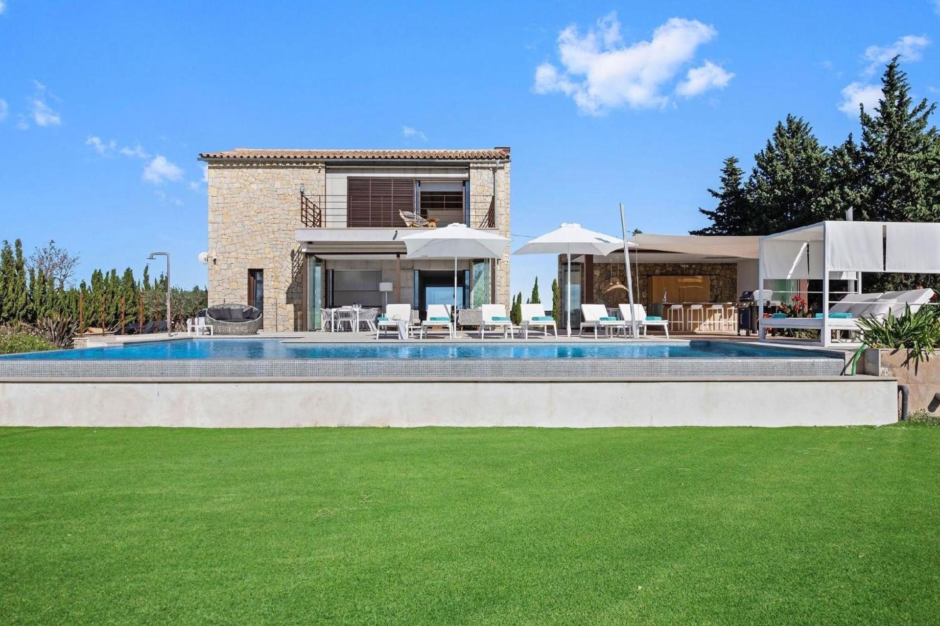 Luxurioese Mit Pool In Fuer 8 Personen * Inca (Mallorca)