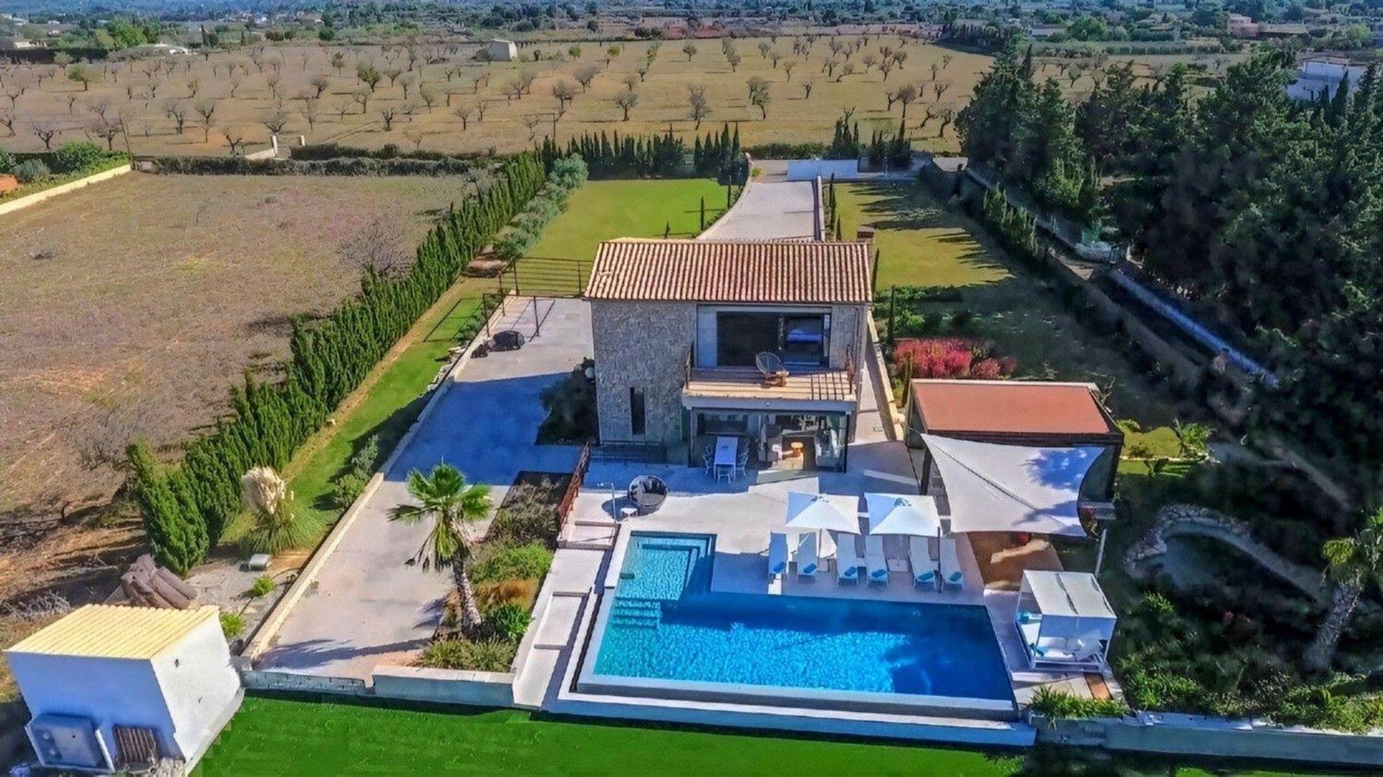Luxurioese Mit Pool In Fuer 8 Personen * Inca (Mallorca)