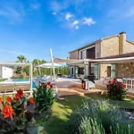 Luxurioese Finca Mit Pool In Inca Fuer 8 Personen